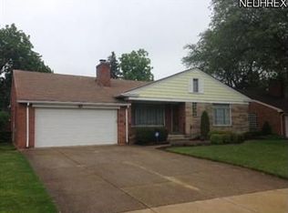 21040 Cromwell Ave, Fairview Park, OH 44126