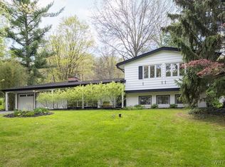 1084 Ridge Rd, Lewiston, NY 14092