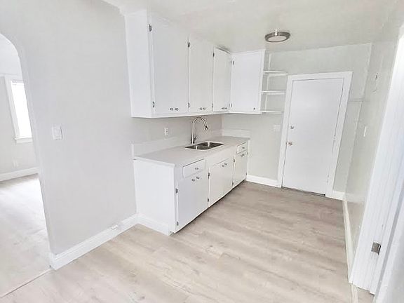 3rd image of 8830 Bandera St #1/2