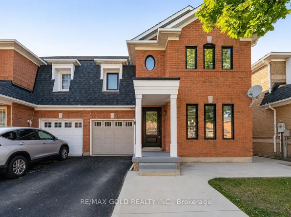 61 Saintsbury Cres, Brampton, ON L6R 2V9