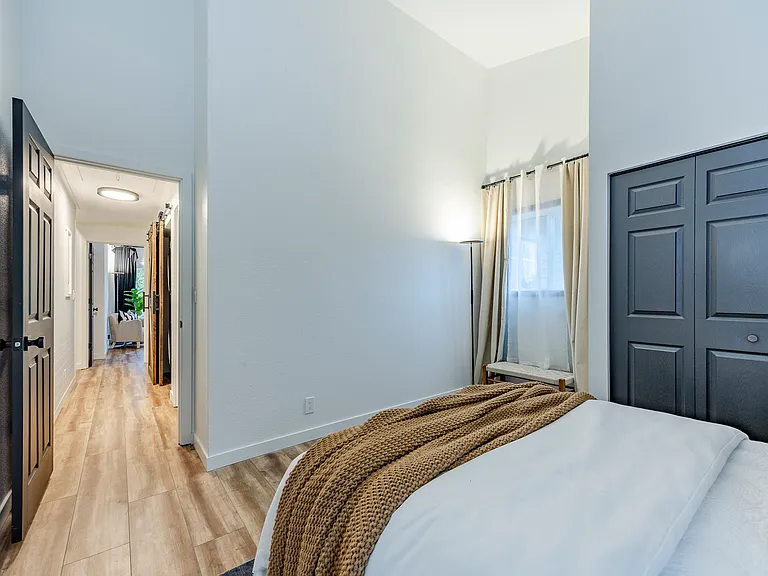 305 Country Club Rd — Photo 37