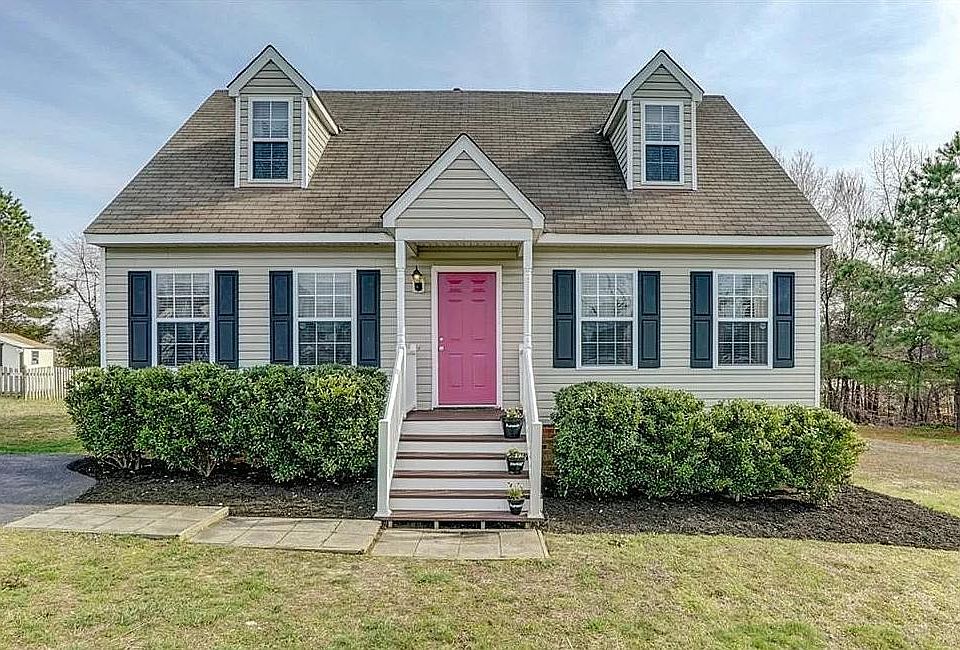 1st image of 924 Stonemeadow Dr
