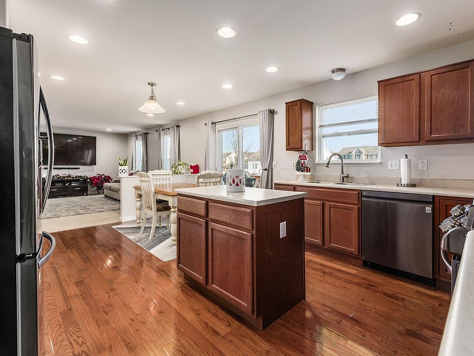 5640 Nutmeg Pl, Groveport, OH 43125 Zillow