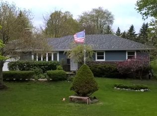 6915 Maple St, Marengo, IL 60152