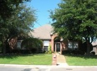 7100 Meadowside Rd S, Fort Worth, TX 76132