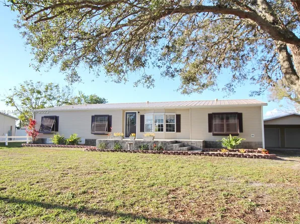 1092 Bass St, Okeechobee, FL 34974