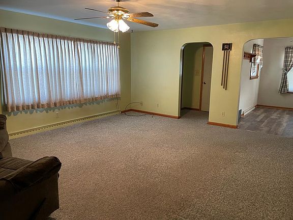 2nd image of 1005 Overlook Dr