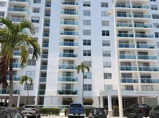 2841 NE 163rd St APT 502, North Miami Beach, FL 33160