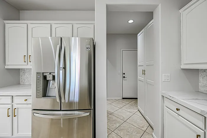 23862 W Gibson Ln — Photo 15