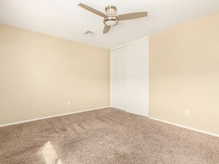 1310 E Beth Dr — Photo 31