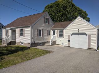 4 W Kenneth St, Lawrence, MA 01843