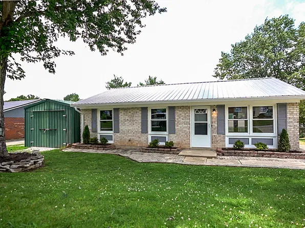 2325 Redbud Ln, Paris, KY 40361