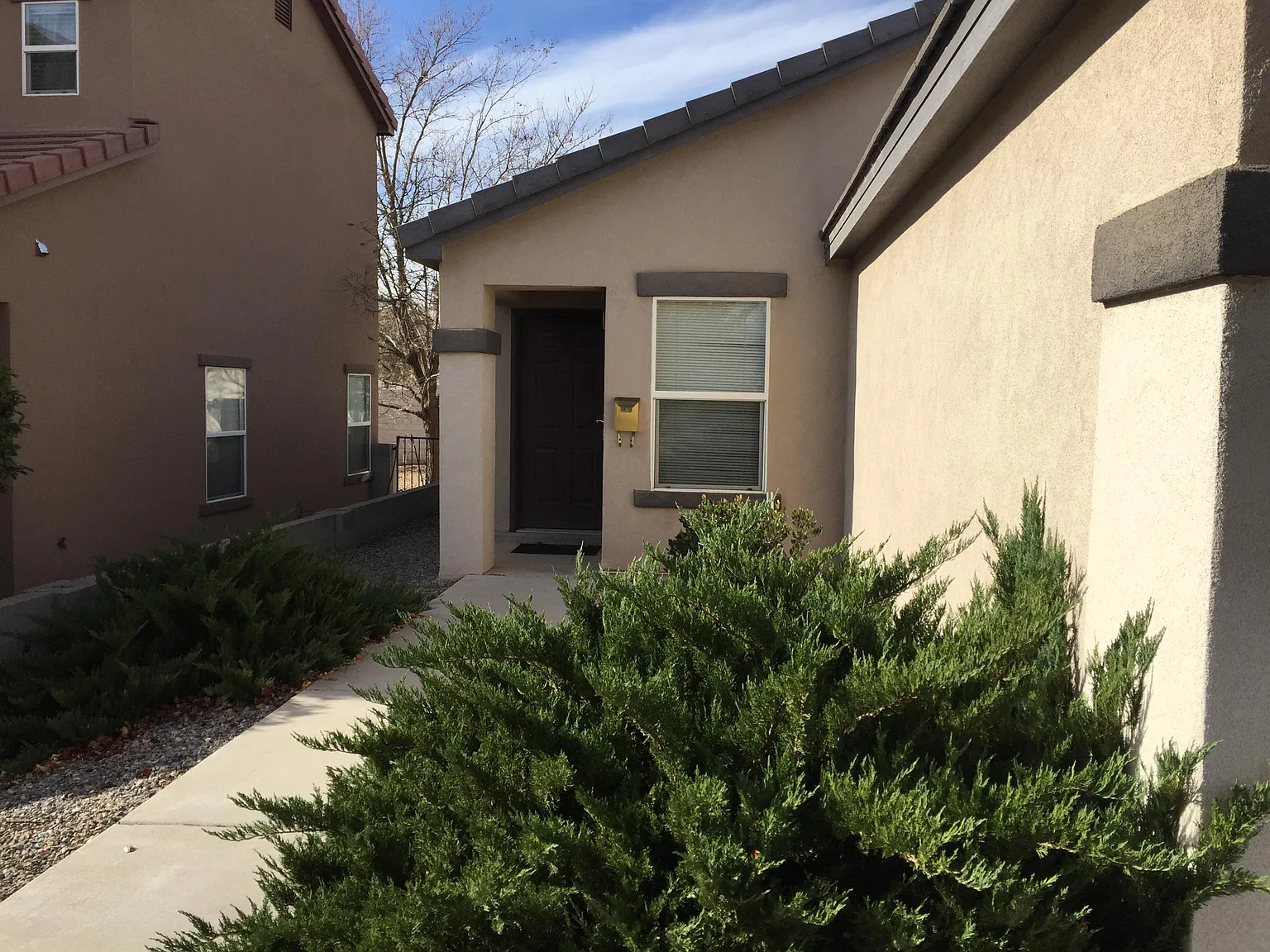 2 bed, 2.0 bath, 1244 sqft, $1,850 — Photo 2