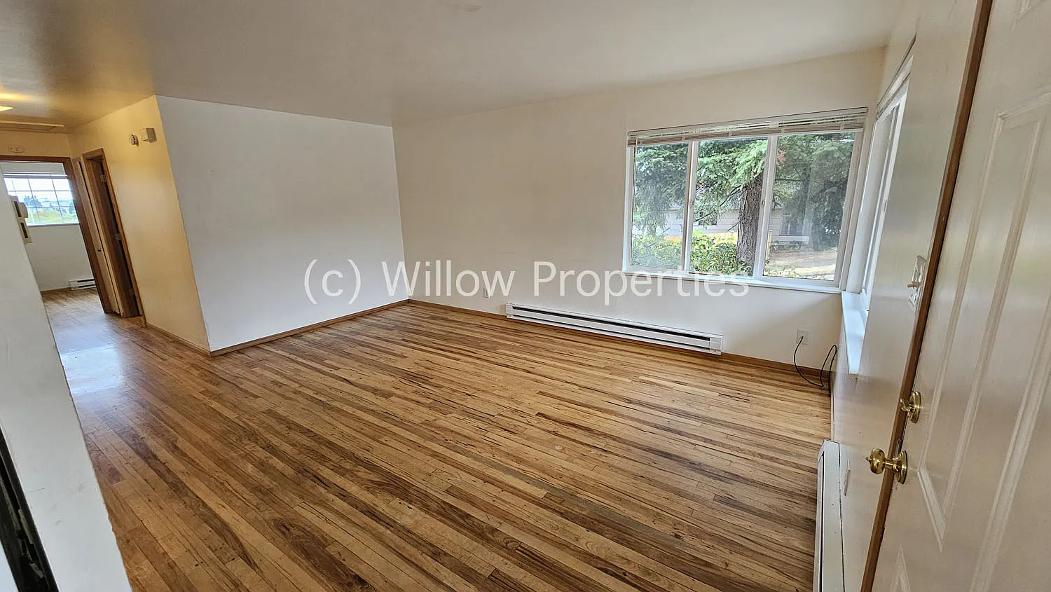 3 bed, 1166 sqft, $2,200 — Photo 2
