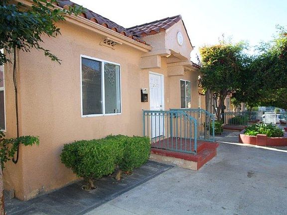 5th image of 268 Witmer St