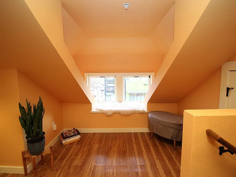 4033 SE Hawthorne Blvd #A-B — Photo 13