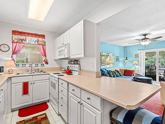 3rd image of 1124 NW 13th Street #204a