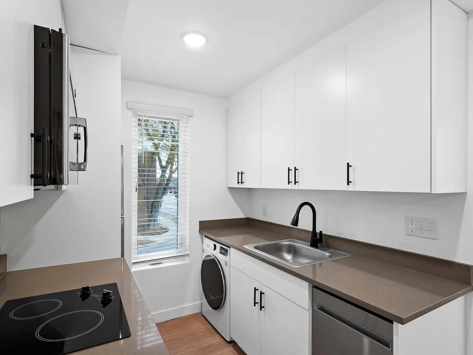 Studio, 238 sqft, $700 — Photo 3