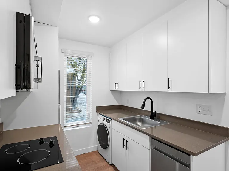1709 S Major St #B — Photo 3