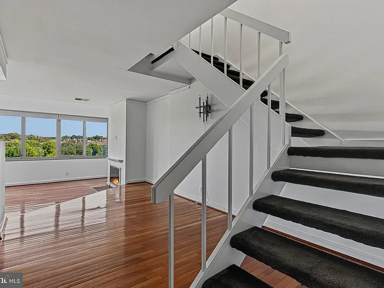 2501 M St NW #722 — Photo 9