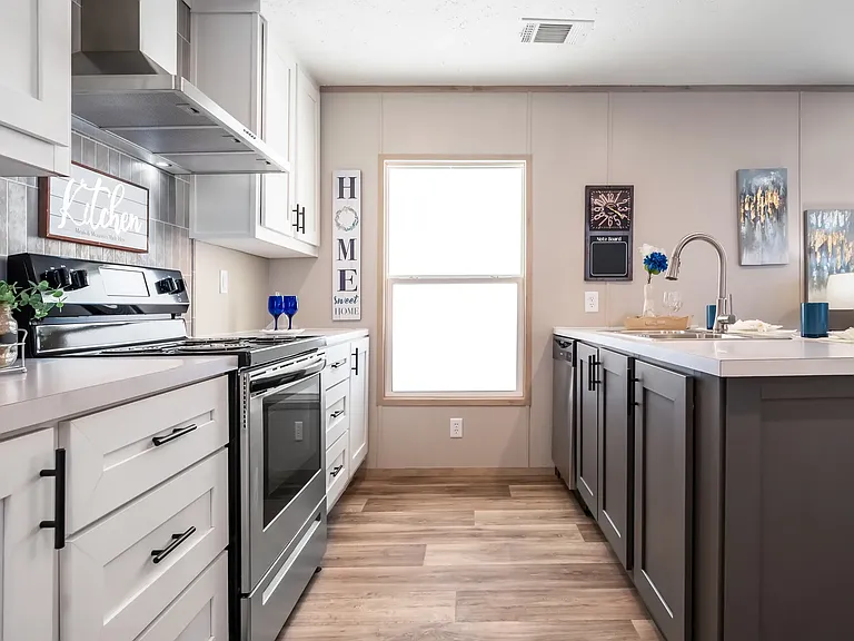 4516 Navarre Rd SW #24 — Photo 5