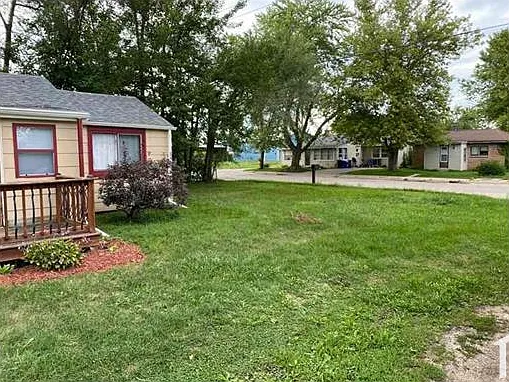 2206 Rockwell St — Photo 16