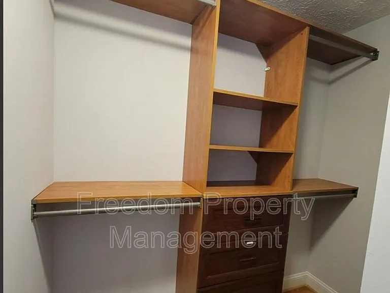 7974 Tyson Oaks Cir — Photo 24