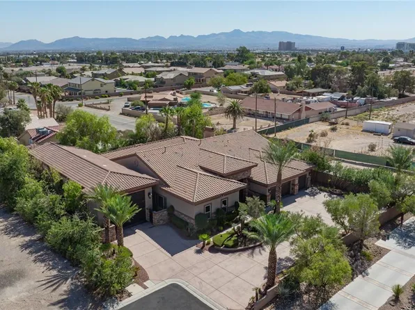 7190 Crowntop Cir, Las Vegas, NV 89118