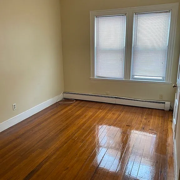 126 Main St #1 — Photo 4