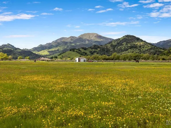 3105 Bennett Lane, Calistoga, CA 94515