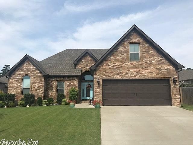1st image of 5025 Maple Leaf Dr