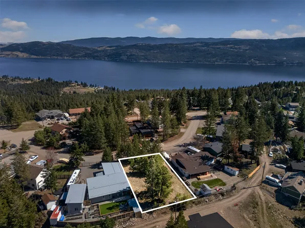 277 Crown Cres, Central Okanagan West, BC V1H 2C3