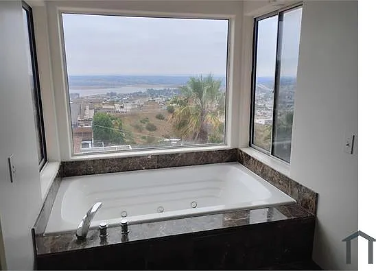 9480 Eucalyptus St — Photo 21