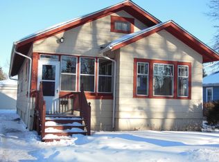 1025 Cedar Ave, Elgin, IL 60120