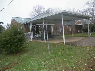 102 Oak Dr, Centerville, TN 37033