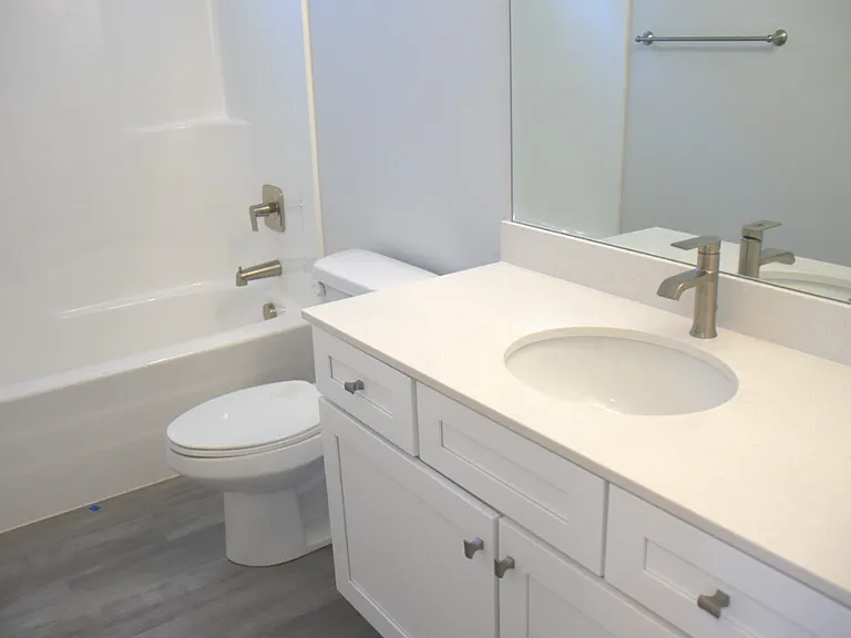 1743 W Terra Vista Ln — Photo 4