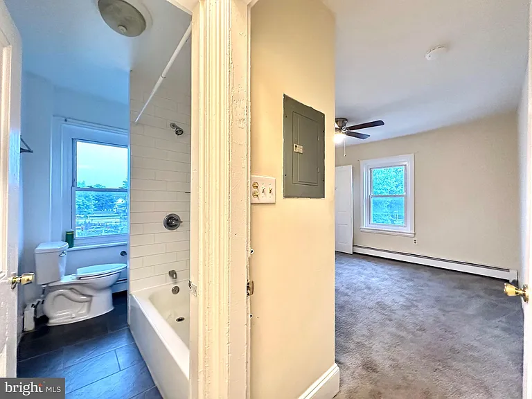 914 Swede St #3 — Photo 14