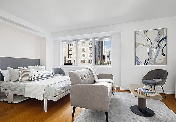 3rd image of 250 W 93rd St APT 12E
