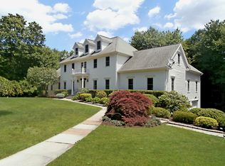 295 Hill Farm Rd, Fairfield, CT 06824