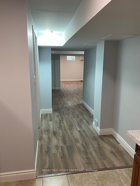 1st image of 8 Old Cleeve Cres