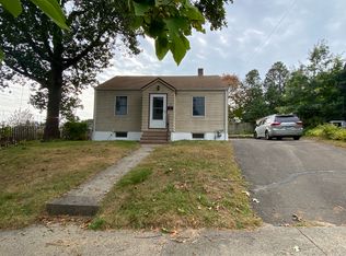 12 Barbara Ln, West Haven, CT 06516