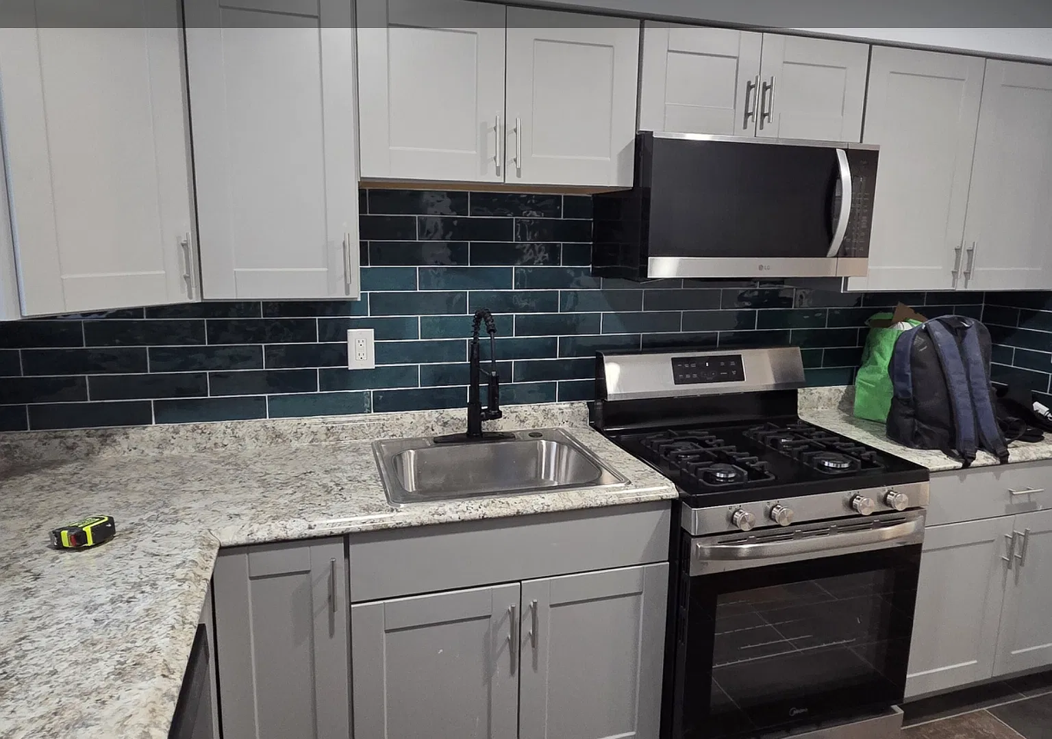2 bed, 1066 sqft, $2,500 — Photo 2