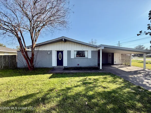 1419 Deering St, Cleveland, MS 38732