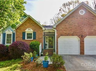 2731 Bishopton Pl, Charlotte, NC 28216