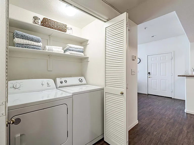 Clear-Creek-Village-Apartments-POI-23