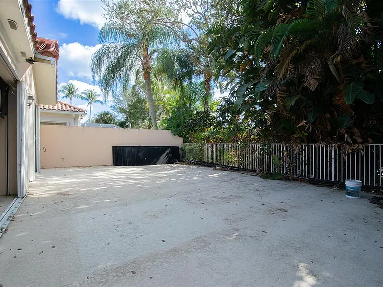 7046 Fish Creek Ln — Photo 30
