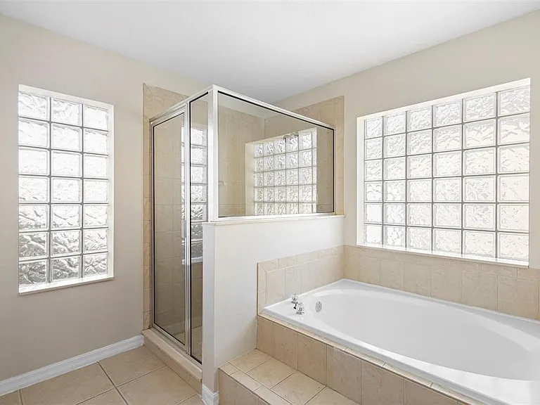 1227 Tivoli Dr — Photo 34