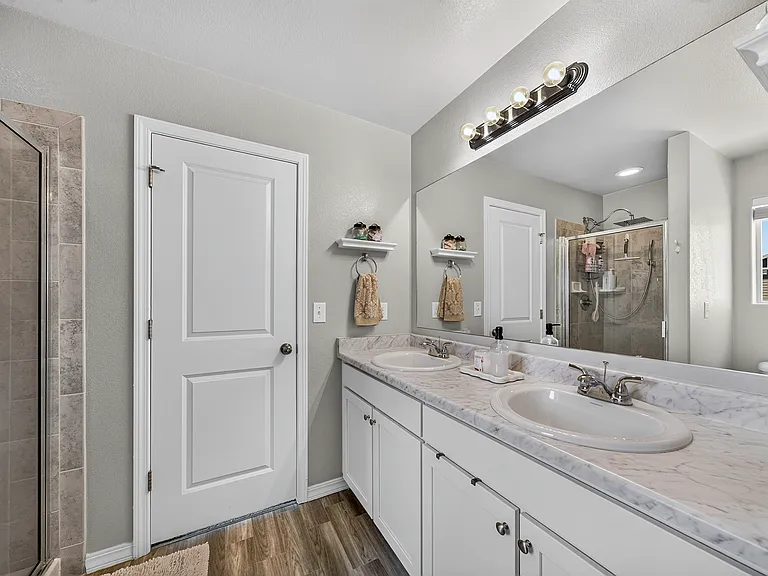 975 Cana Grv — Photo 27