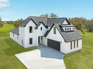 1737 Flintlock Ct, Angleton, TX 77515