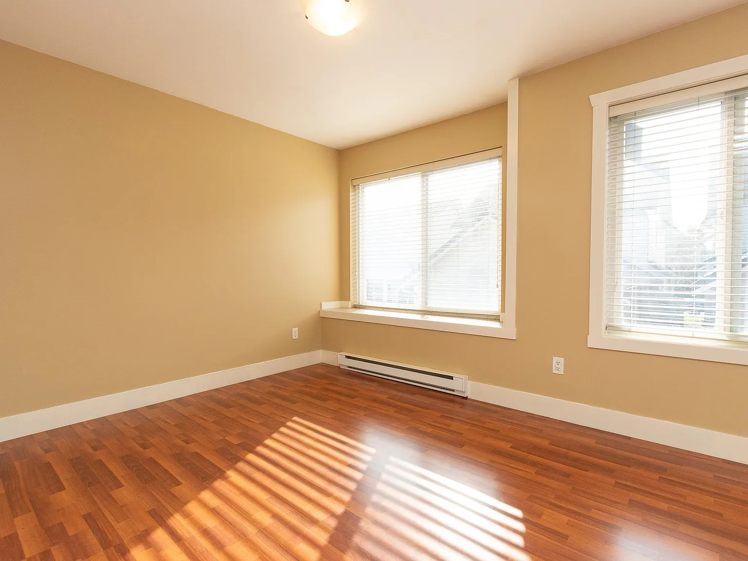1 bed, 600 sqft, $1,400 — Photo 3